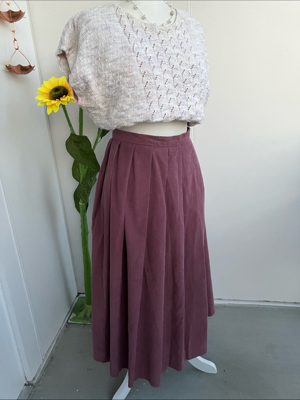 Vintage 80s Rustic Dark Mauve Pink Corduroy Tailored Pleated Midi Skirt